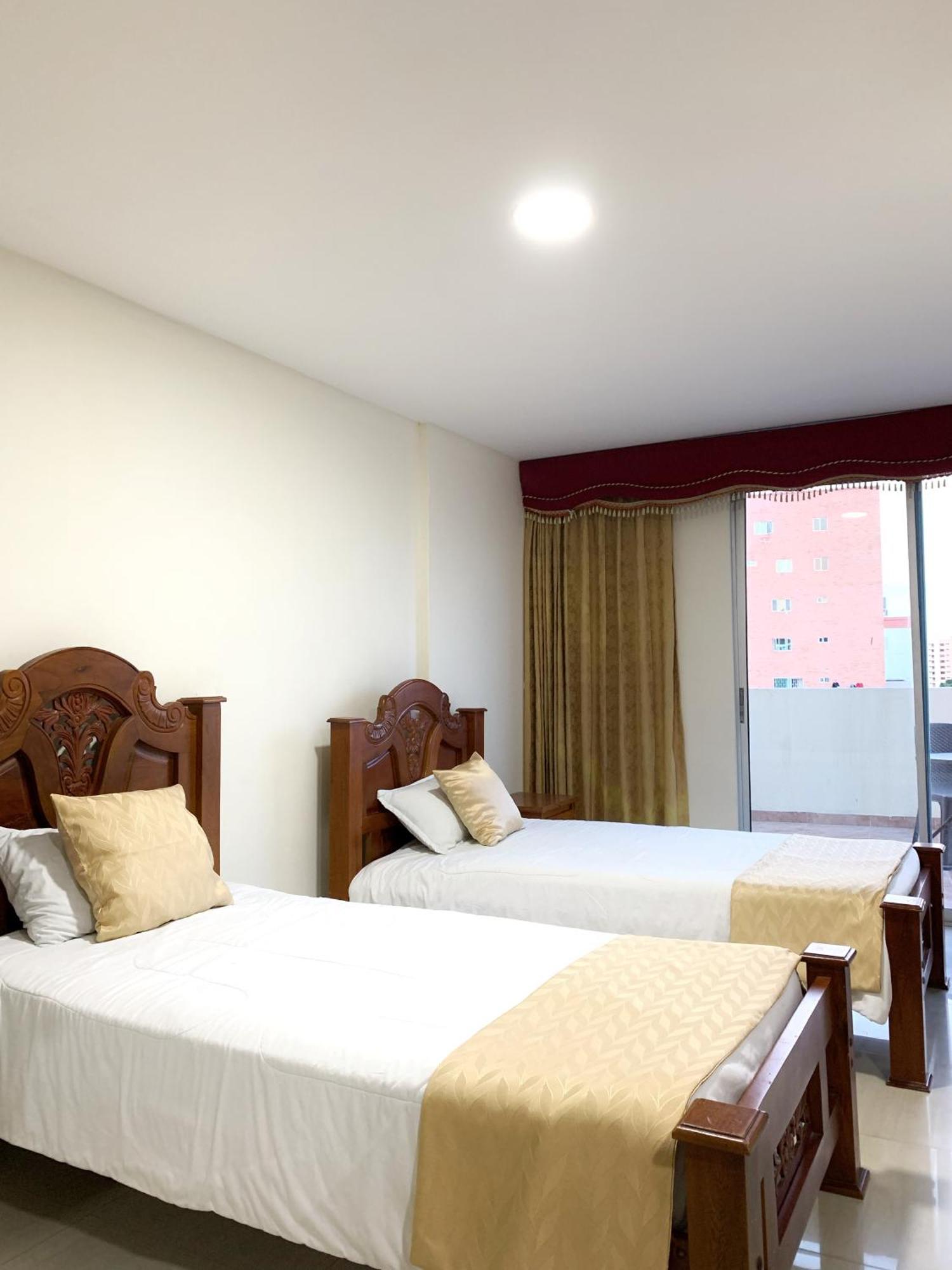 Hotel Continental Plaza Barranquilla Barranquilla  Exterior photo